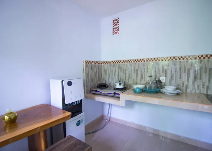 Yoga House 3*