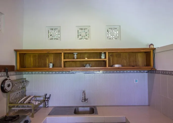 Yoga House Hotel 3*